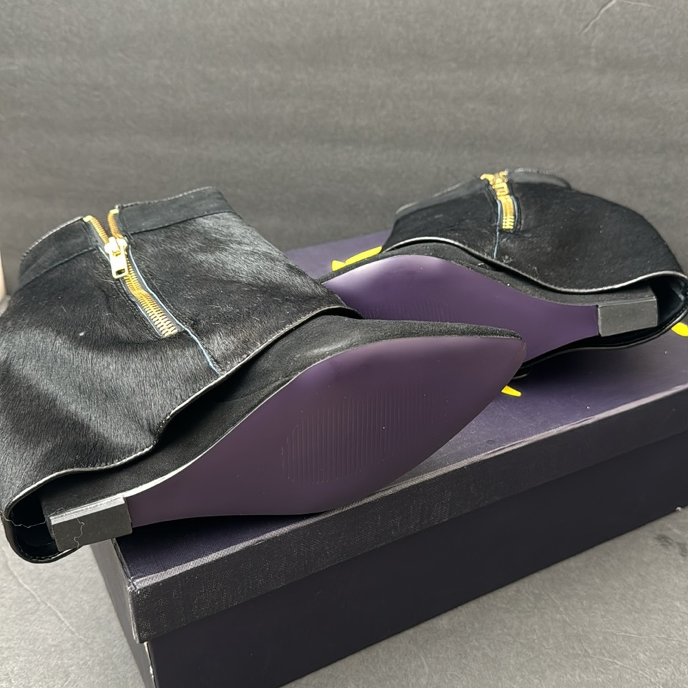 NIB London Trash Siri Suede and calf hair wedge Heel Boots Black Size 7 - Picture 9 of 12